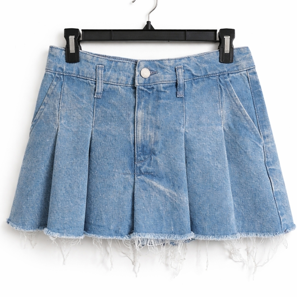 Zara Women's Light Wash Pleated Denim Mini Skirt Frayed Hem Y2K Sz XS.